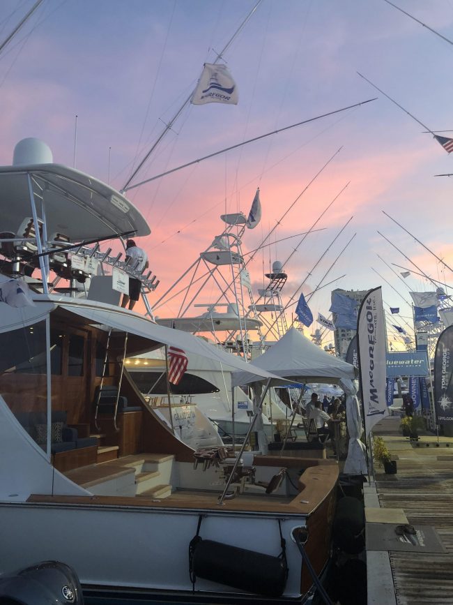 MacGregor blog Nov image MacGregor Yachts at the 2018 Fort Lauderdale Boat Show.